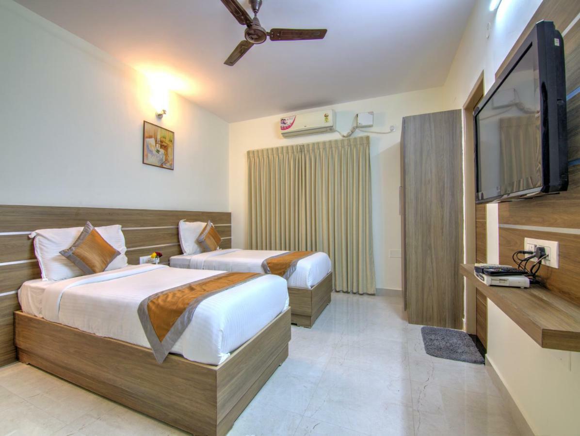 Sunshine Suites Grand Deluxe บังกาลอร์ ภายนอก รูปภาพ
